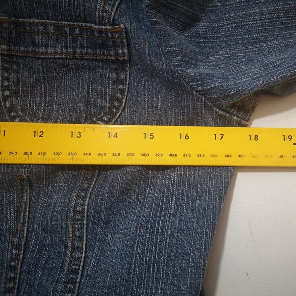 Anne Taylor Loft Ladies Size 6 Medium Wash Button Front Jean Jacket - Picture 10 of 12